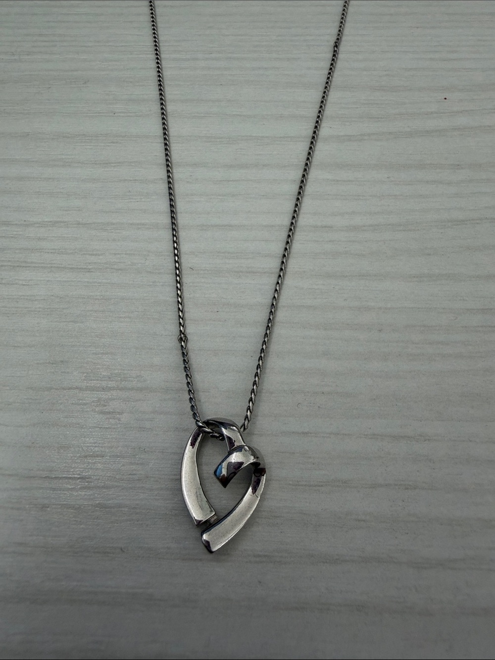 Salone Monet Silver Open Heart Pendant Necklace
